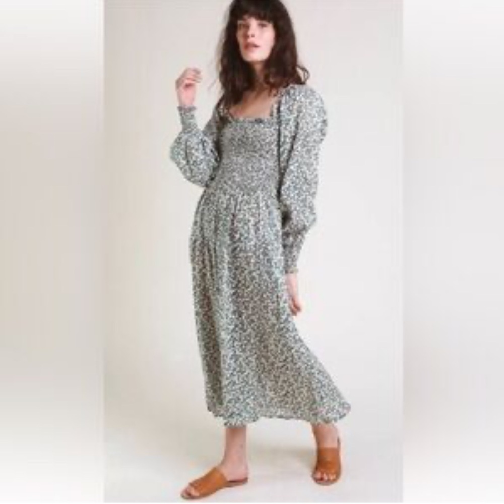 Trovata Birds of Paradis Rowen Green Floral Smocked Long Sleeve Dress Size M